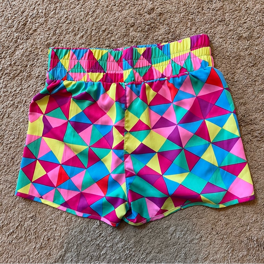 Colorful Geometric Patterned Shorts - Picture 2 of 8
